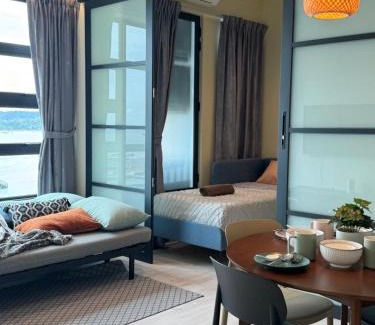 Downtown Kota Kinabalu Apartamento | Jesselton Quay l Family Suite l Deluxe l Sunset Seaview l 2R1B l 5 pax