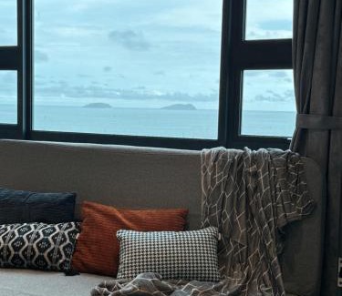 Downtown Kota Kinabalu Apartamento | Jesselton Quay l Family Suite l Deluxe l Sunset Seaview l 2R1B l 5 pax