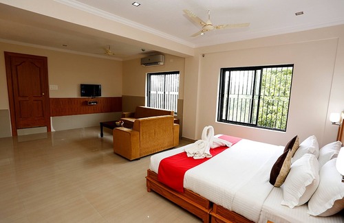Sulthan Bathery Hotel | Jet Paark