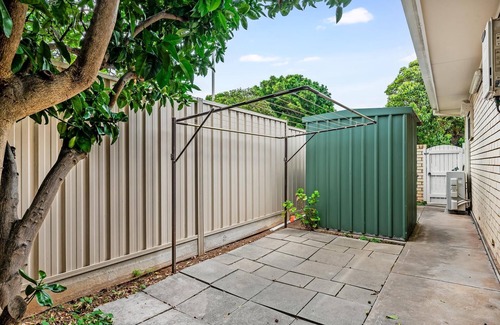Brighton Casa | Jetty Road Retreat ~ Brighton - Charming 2-Bedroom Unit in Brighton
