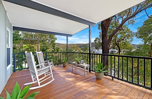 Killcare Casa | Jetty's End water front beach house