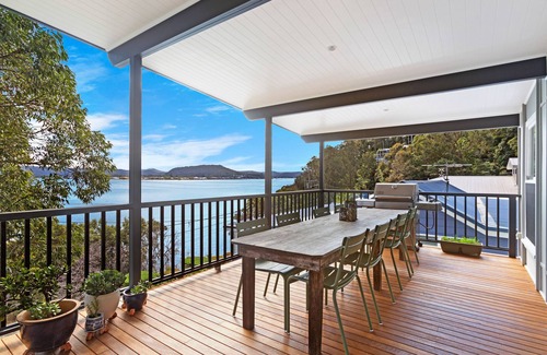Killcare Casa | Jetty's End water front beach house