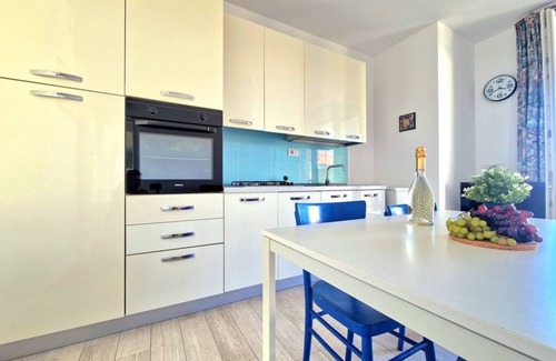 Civitanova Marche Apartamento | [Jewel by the Sea] Wi-Fi Relax Terrace Climate