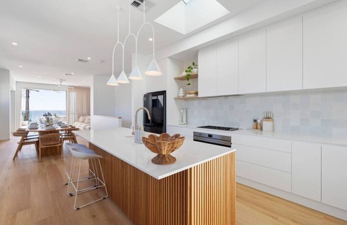 Aldinga Beach Casa | Jewel~Family friendly luxury living~4 king rooms