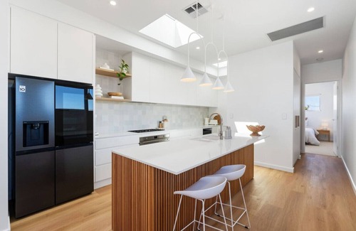Aldinga Beach Casa | Jewel~Family friendly luxury living~4 king rooms