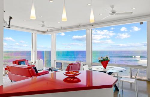 Beach Barber Tract Casa | Jewel of La Jolla Breathtaking Windansea Views