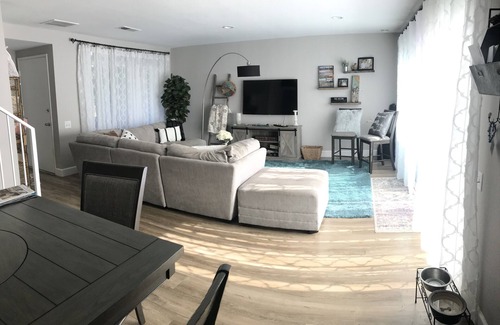 San Juan Capistrano Casa | Jewel of SJC - Upstairs Room in Shared Home