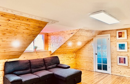 Newboro Apartamento | Cozy cottage style apartment in Newboro close to many interesting places!