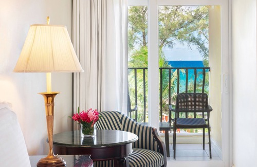Runaway Bay Complejo | Jewel Paradise Cove Adult Beach Resort & Spa – All Inclusive