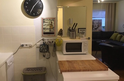Am Homburg Apartamento | Jewel with private parking space in a perfect location - city, university, bus, train station