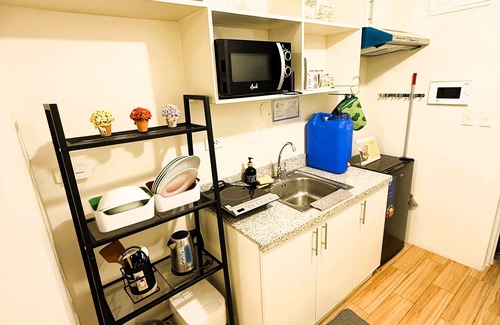 Binan City Condominio | JFam Suites