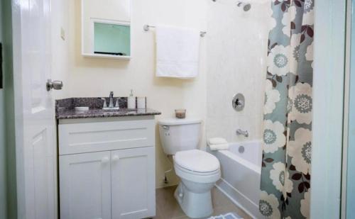 Falmouth Villa | Jhadano 3br Pool & Gym Shuttle Gated