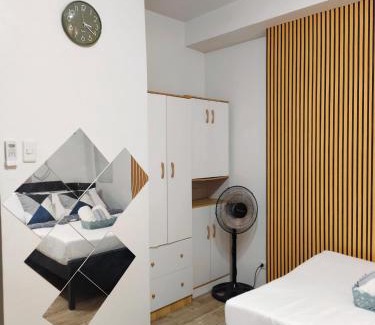Bantud Hacienda Apartamento | Jhady's Suites at Mesavirre Garden Residences