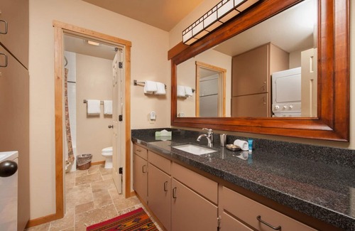 Teton Pines Condominio | JHRL - Ponderosa 413, Perfect for a couple