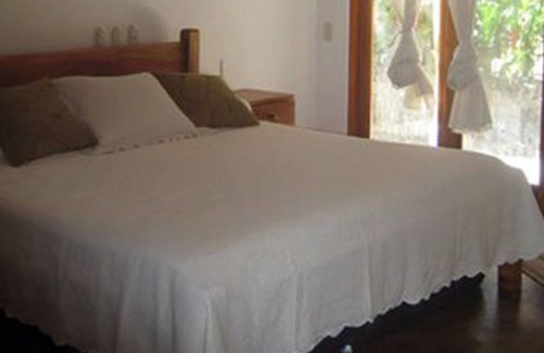 Palm Beach Estates Casa | Paradise Beach House w / piscina privada! Ahora disponible $ 1995- $ 2995 / semana y $ 299- $ 399 / nt