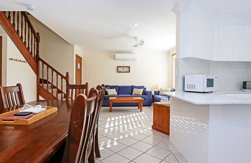 Hawks Nest Casa | Jimmy's Beach Escape