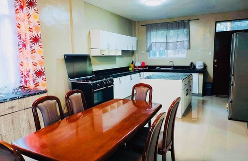 Daet Casa | JimmyDi Sweet Home- With swimming pool, close to everything-12 min to the beach.