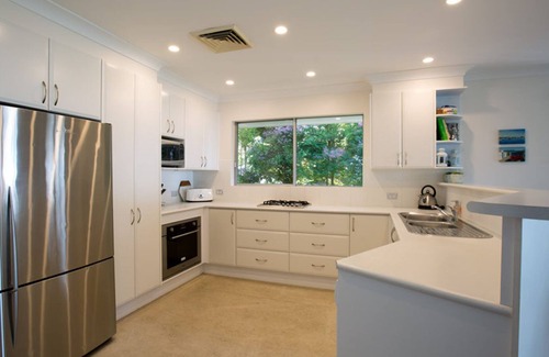 Hyams Beach Casa | Jindalee - 4pm Check Out Sundays