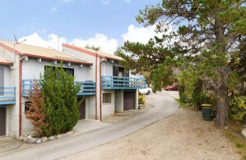 Jindabyne Casa | Jindang House - Spacious Three Bedroom Townhouse