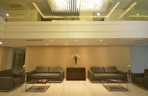 San Lorenzo Hotel | Jinjiang Inn Makati
