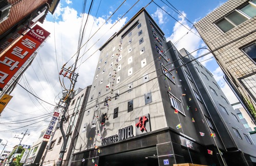 Chinju Hotel | Jinju Hotel Hot