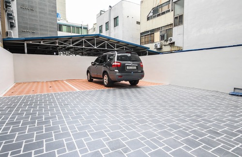 Chinju Hotel | Jinju Hotel Hot