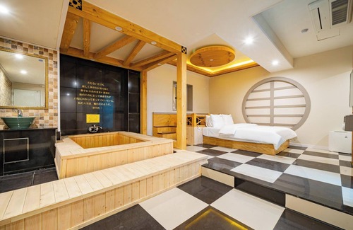Chinju Hotel | Jinju Hotel for a day