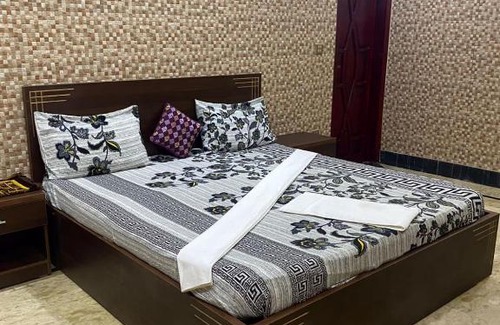 Karachi Casa | Jinnah Inn Guest House