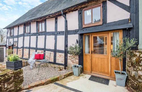 Little Cowarne Casa | Jinney Ring