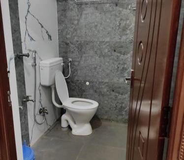 Pallavaram Apartamento | Jiyaa Home stay Chennai Airport