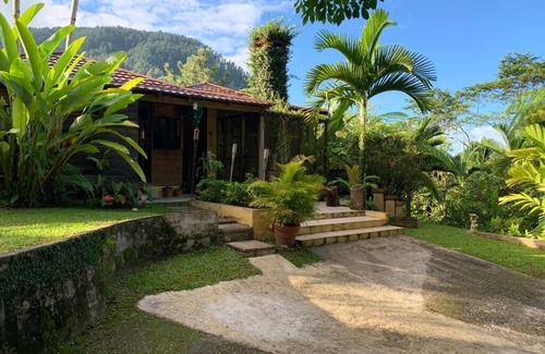 Mount James Casa | Retiro de Lejartre, una villa de vacaciones en las montañas Blue & John Crow, Jamaica
