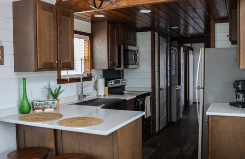 Dover Casa | Joanie's Place 120 PGL