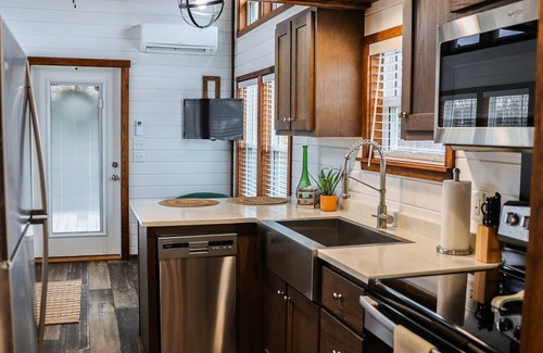 Dover Casa | Joanie's Place 120 PGL
