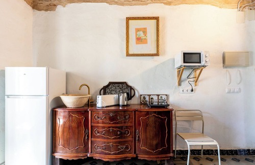 Cantillana Apartamento | Joaquín Turina 7 - One Bedroom Apartment, Sleeps 2