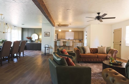 Lubbock Casa | Jockey Club in Melonie Park