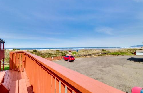 Rockaway Beach Apartamento | Joe's Oceanview Getaway