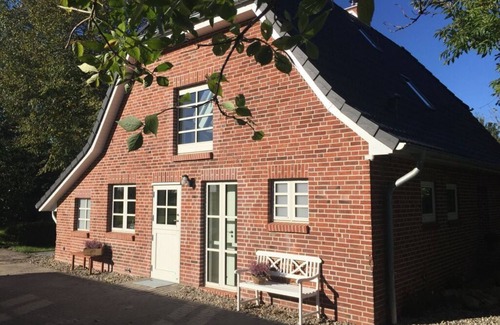 Poppenbull Casa | Bonita casa de vacaciones con jardín