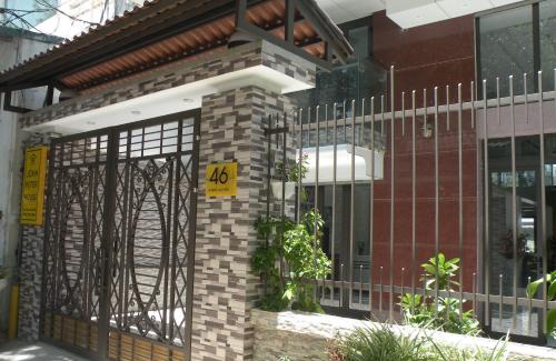 Sam Son Casa | John Peter House