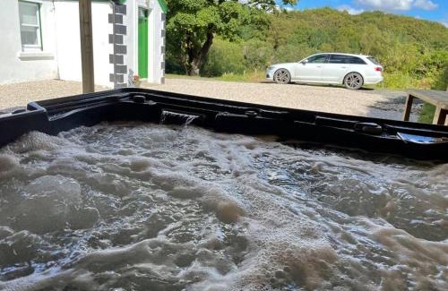 Lettermacaward Casa | John the mills cottage spaHot tub private beach