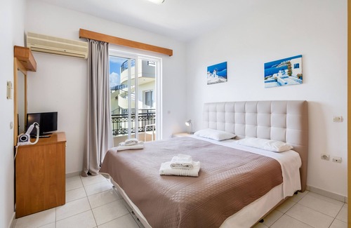 Ialyssos Casa | Johnhara Studios & Apartments