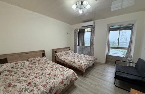 Longtan District Cama Y Desayuno | Johnnie's Inn