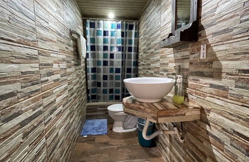 Monterrico Hotel | Johnny's Place Hotel