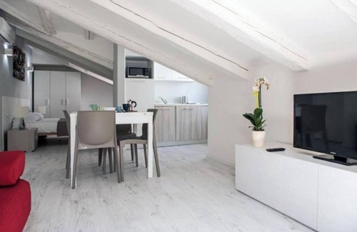 Trieste Old Town Apartamento | JOIVY Apartments - Trieste Goldoni