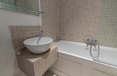 Clapham Apartamento | JOIVY Charming 1-Bedroom Flat with Patio
