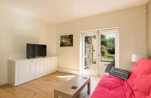 Clapham Apartamento | JOIVY Charming 1-Bedroom Flat with Patio