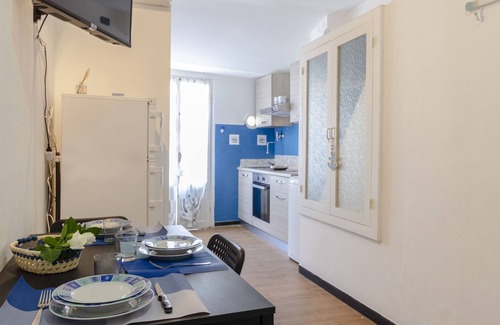 Sestri Levante Apartamento | JOIVY Couzy Flat Baia del Silenzio