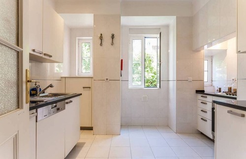 Merces Apartamento | Apartamento Álvaro de Campos RentExperience