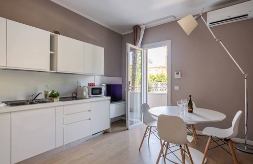 Historic Centre Apartamento | JOIVY Padova Porta San Giovanni