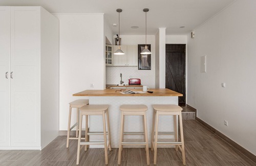 Poco do Mouro Apartamento | JOIVY Superb studio w/patio in Faro