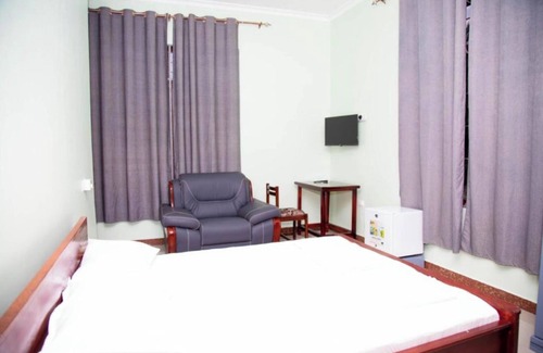 Dar es Salaam Cama Y Desayuno | Joleen Safari Park